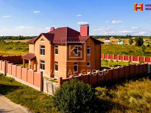 будинок за адресою вул. Паризька, 3