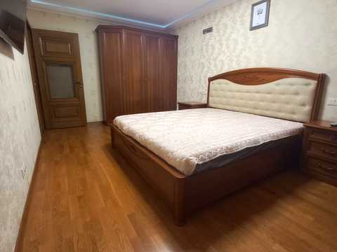 квартира за адресою Героїв Дніпра вул., 27