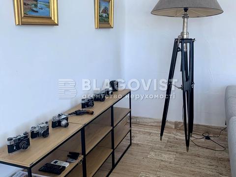 дом по адресу Володимирська ул.