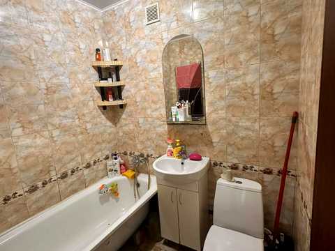 квартира за адресою Панаса Мирного вул., 10