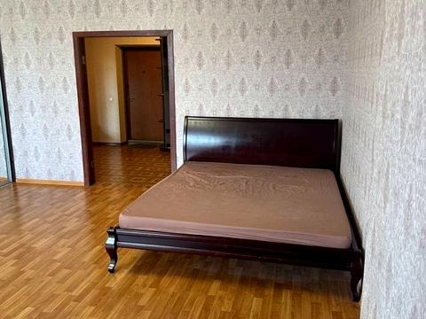 1873040728756916