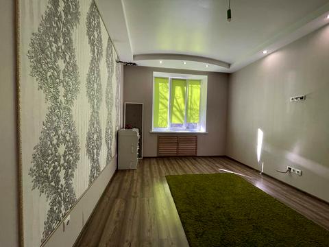 квартира за адресою Радистів вул., 12