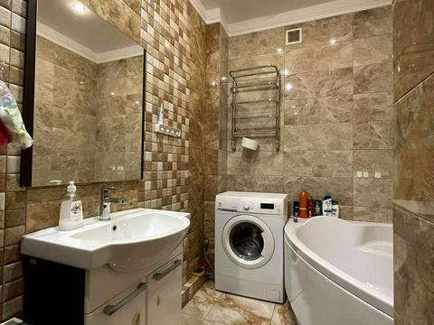 квартира за адресою Радистів вул., 12