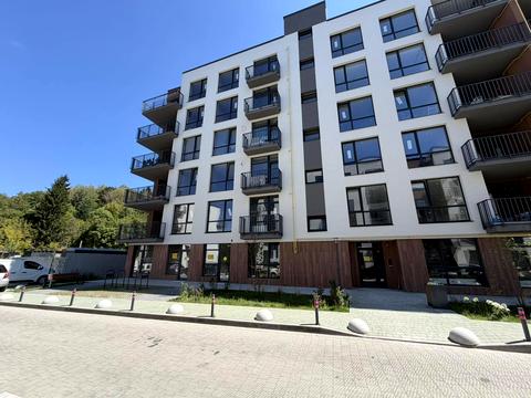 коммерческая по адресу Львівська ул., 92-П