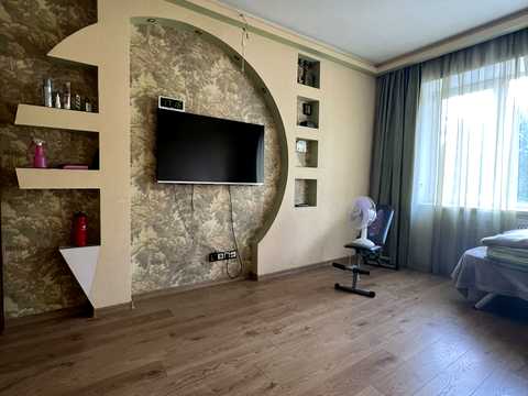 квартира за адресою житловий масив Тополя-3 вул., 4