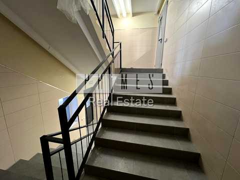 комерційна за адресою Бориса Гмирі вул., 16