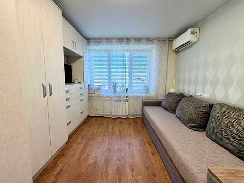 квартира за адресою Кулика і Гудачека вул. (Макарова), 38