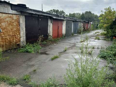 паркоместо по адресу Покільска ул. (Камышинская), 4