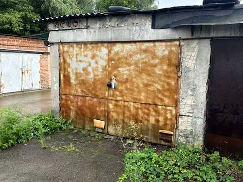 паркоместо по адресу Покільска ул. (Камышинская), 4