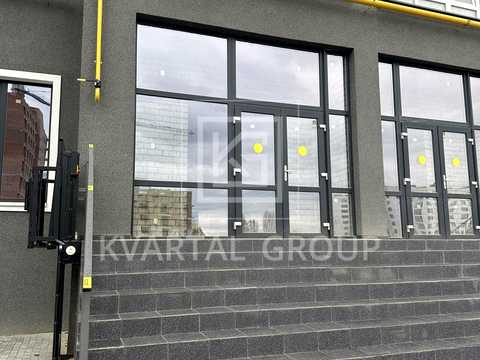 комерційна за адресою Івана Кожедуба вул., 3а