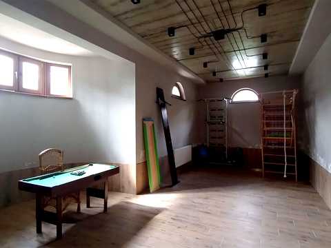 дом по адресу Центральна