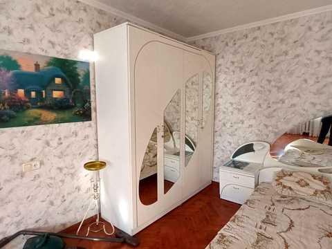 квартира за адресою Героїв просп., 27