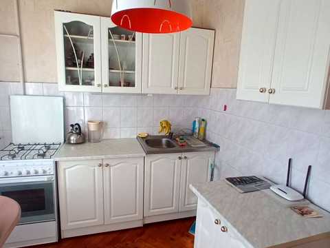 квартира за адресою Героїв просп., 27