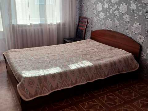 квартира за адресою Князя Ярослава Мудрого просп. (Академіка Глушка), 34