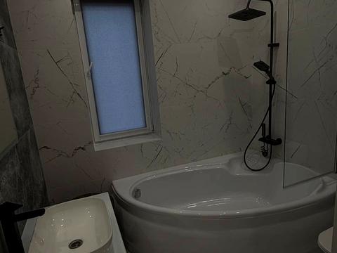 дом по адресу Провулок Світлий