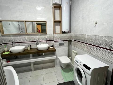 квартира за адресою Херсонська вул., 9-А