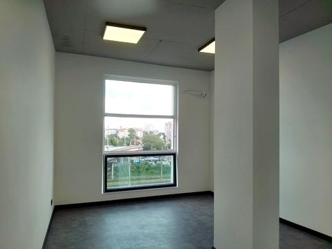 комерційна за адресою Незалежності вул., 52