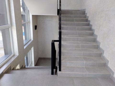 комерційна за адресою Незалежності вул., 52