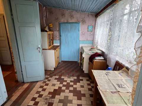 будинок за адресою с. Озеряни, Залізнична, 18
