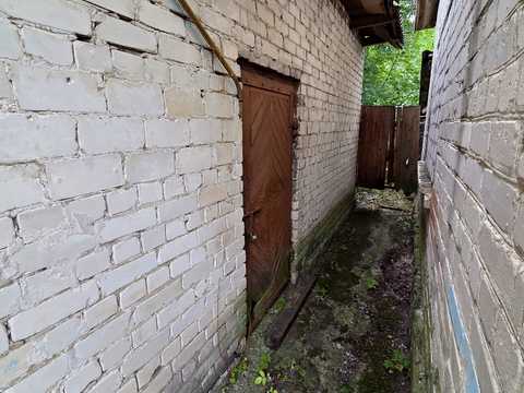будинок за адресою с. Озеряни, Залізнична, 18