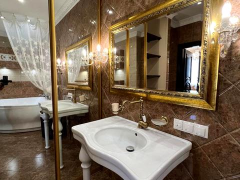 квартира по адресу Литературная ул., 1а