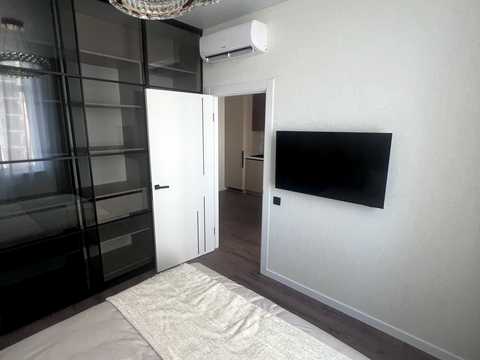квартира за адресою Краснова вул., 1-Б