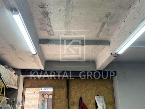 паркомісце за адресою Авіаконструктора Антонова вул., 11