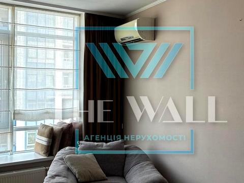 квартира за адресою Миколи Ушакова вул., 1-Б
