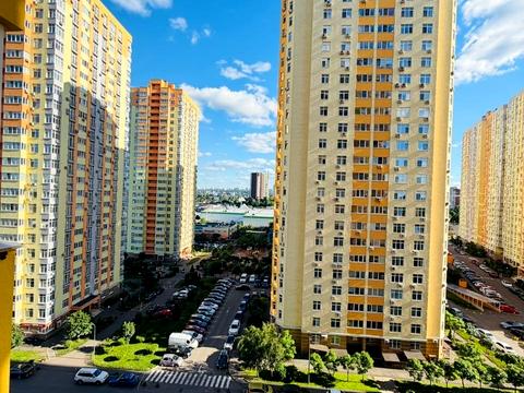 квартира за адресою Сім'ї Кульженків вул. (Петра Дегтяренка), 37