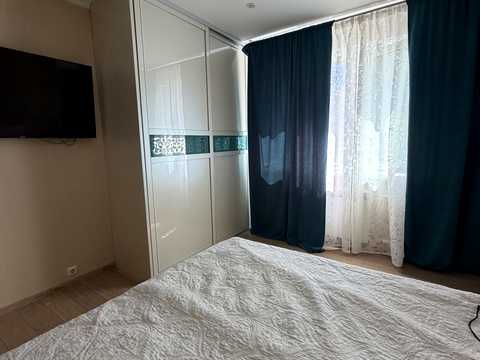 квартира по адресу Червоной Калины просп. (Владимира Маяковского), 8
