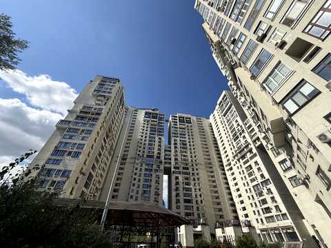 квартира за адресою Євгена Коновальця вул. (Щорса), 44-А