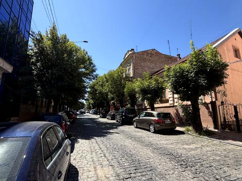 квартира за адресою Богдана Хмельницького вул., 52