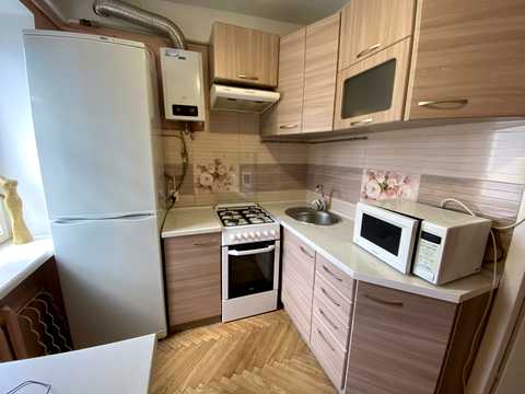 квартира по адресу Студентская ул., 8