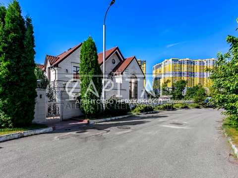 будинок за адресою Радченка Петра, 16