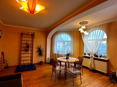 будинок за адресою Квіткова вул., 37