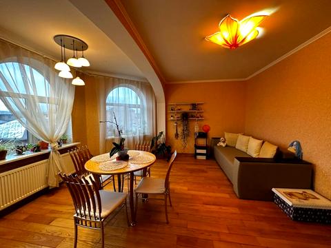 будинок за адресою Квіткова вул., 37