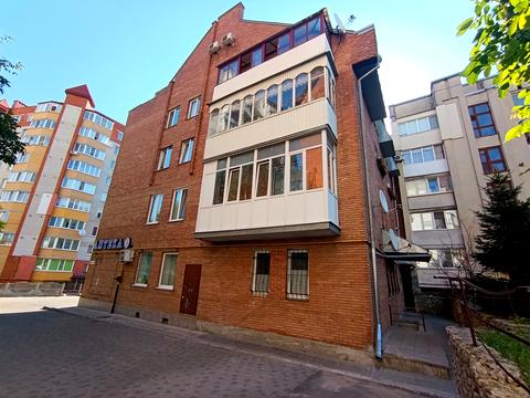 квартира за адресою Просвіти бульв., 21