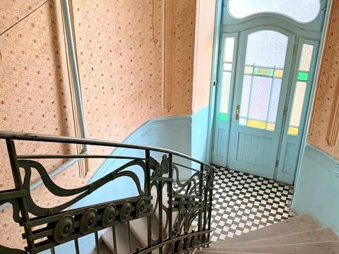 коммерческая по адресу Черновола ул., 28