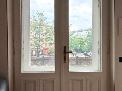 коммерческая по адресу Черновола ул., 28