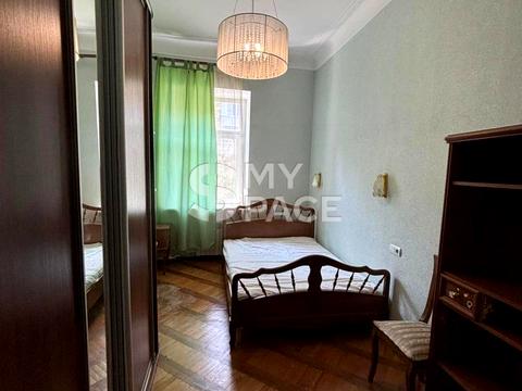 квартира за адресою Академіка Янгеля вул., 2