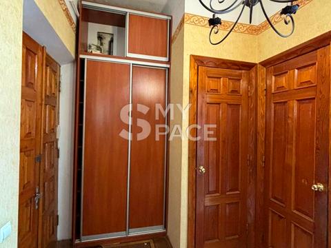 квартира за адресою Академіка Янгеля вул., 2