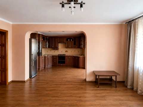квартира по адресу Русская ул., 219-Е