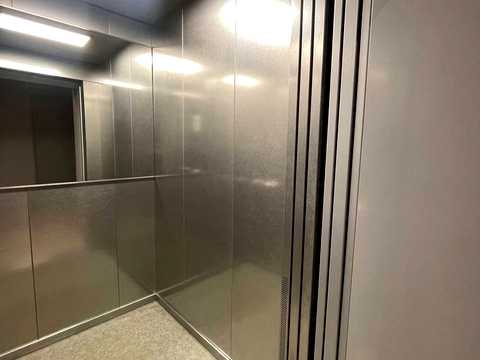 квартира за адресою Салютна вул., 2к24
