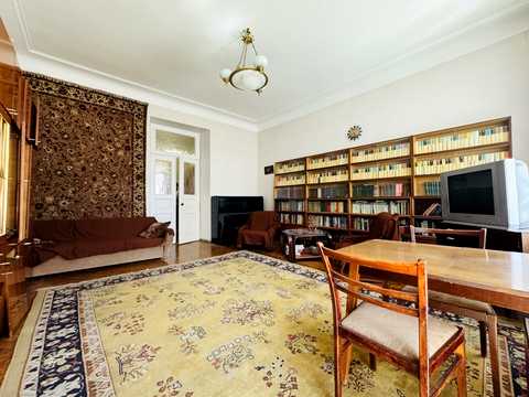 квартира за адресою Шота Руставелі вул., 20