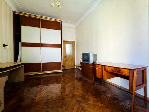 квартира за адресою Шота Руставелі вул., 20