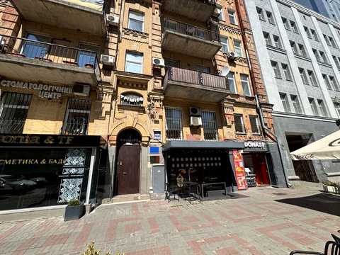 квартира за адресою Шота Руставелі вул., 20