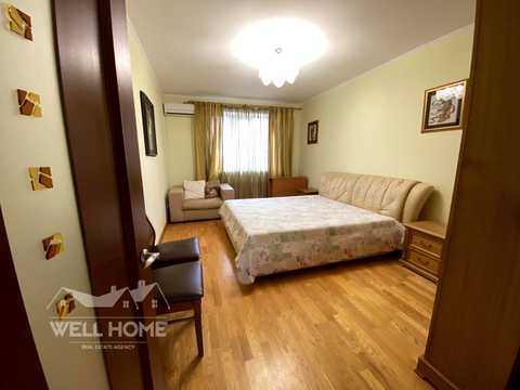 квартира за адресою Грушевського вул., 21