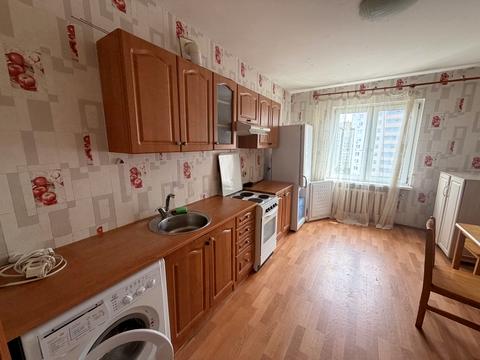 квартира по адресу Драгоманова ул., 1-Б