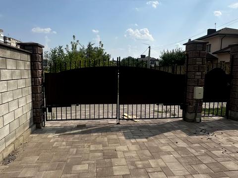 дом по адресу Александра Богачука ул., 17