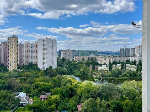 квартира за адресою Петра Григоренка просп., 12